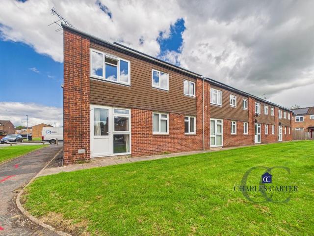 3 bedroom maisonette for sale