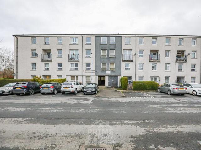 3 bedroom maisonette for sale
