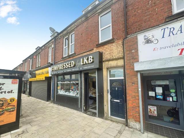3 bedroom maisonette for sale