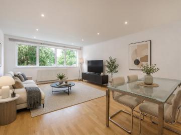 3 bedroom maisonette for sale