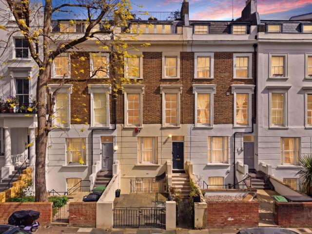 3 bedroom maisonette for sale