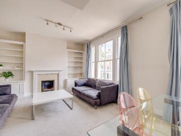 3 bedroom maisonette for sale