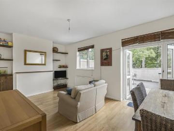 Southfields, SW18, Battersea Reach, London, Greater London