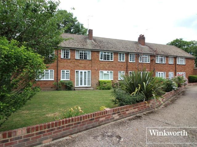 3 bedroom maisonette for sale
