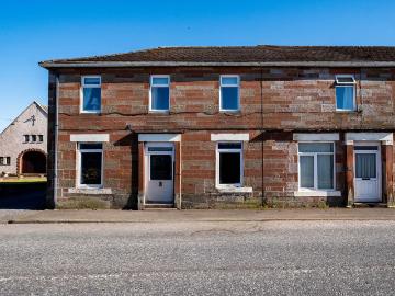 3 bedroom maisonette for sale