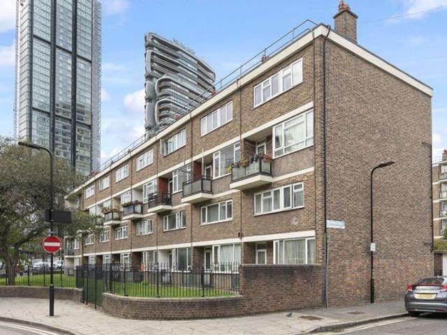 3 bedroom maisonette for sale