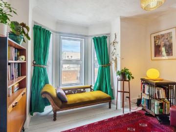 3 bedroom maisonette for sale