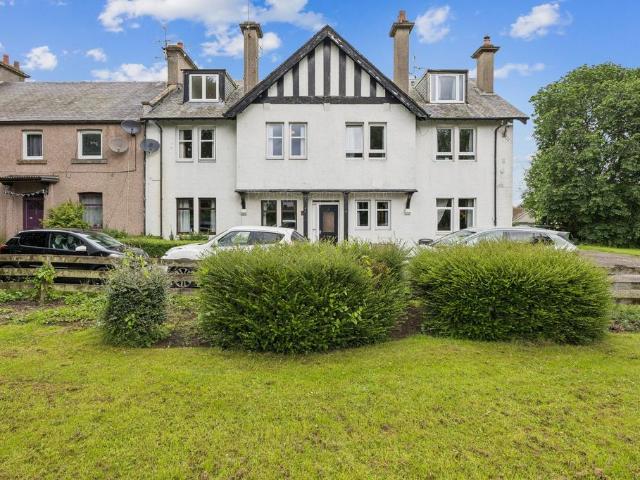 3 bedroom maisonette for sale