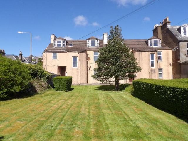 3 bedroom maisonette for sale