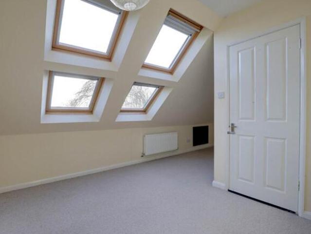 3 bedroom maisonette for sale in Mill Green, Caversham, RG4