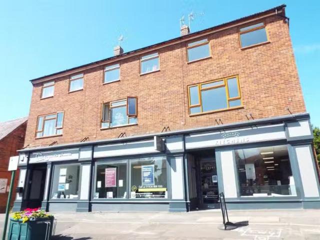 3 bedroom maisonette for rent in Coventry Street, Southam, CV47