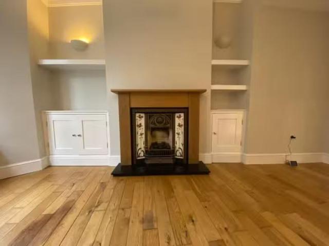 3 bedroom maisonette for rent in Ryder Street, Cardiff, CF11