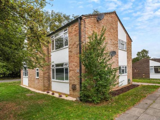 3 Bedroom Maisonette Flat