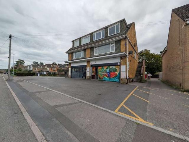 3 Bedroom Maisonette Flat