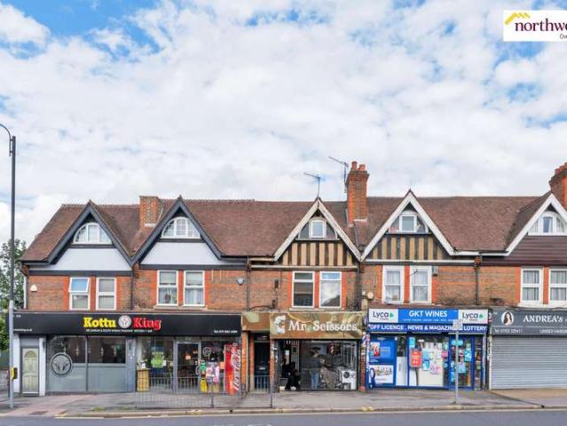 3 Bedroom Maisonette Flat