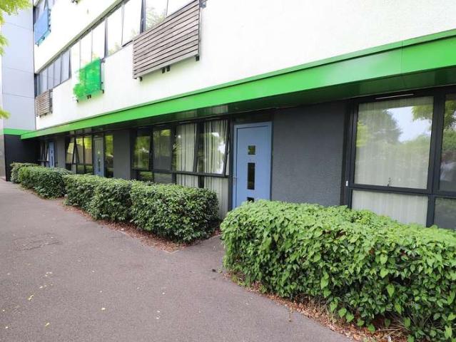 3 Bedroom Maisonette Flat