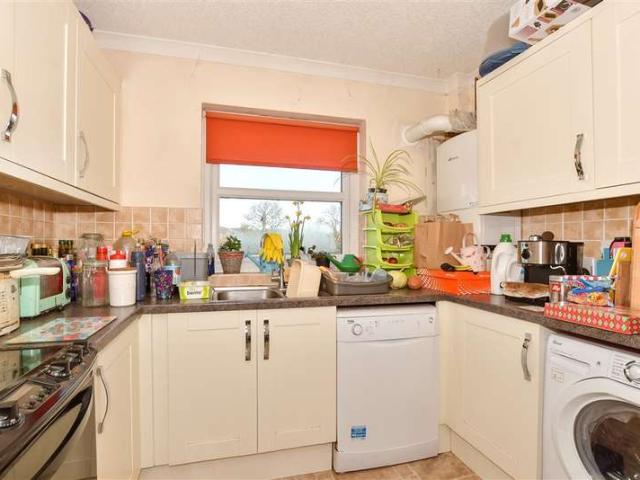 3 Bedroom Maisonette Flat