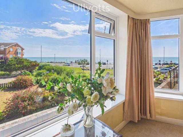 3 Bedroom Maisonette Flat