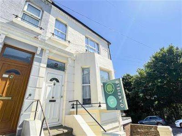 3 Bedroom Maisonette Flat