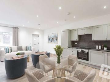 3 Bedroom Maisonette Flat