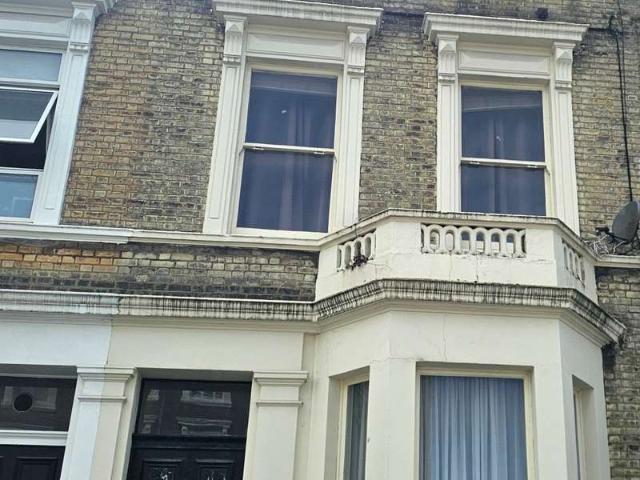 3 Bedroom Maisonette Flat