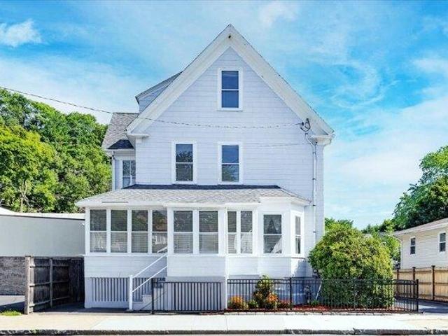 3 bedroom, Malden MA 02148 105589124