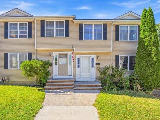 3 bedroom, Malden MA 02148 105613821