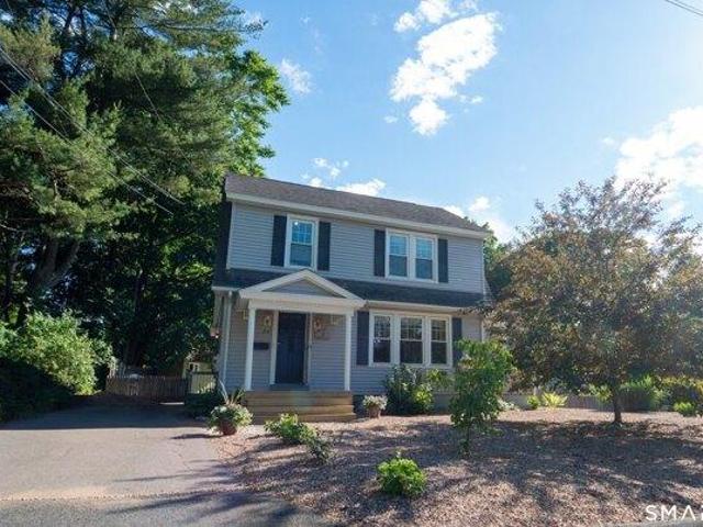 3 bedroom, Manchester CT 06040 104811135