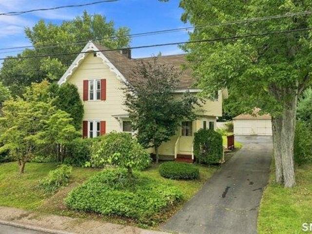 3 bedroom, Manchester CT 06042 105494077