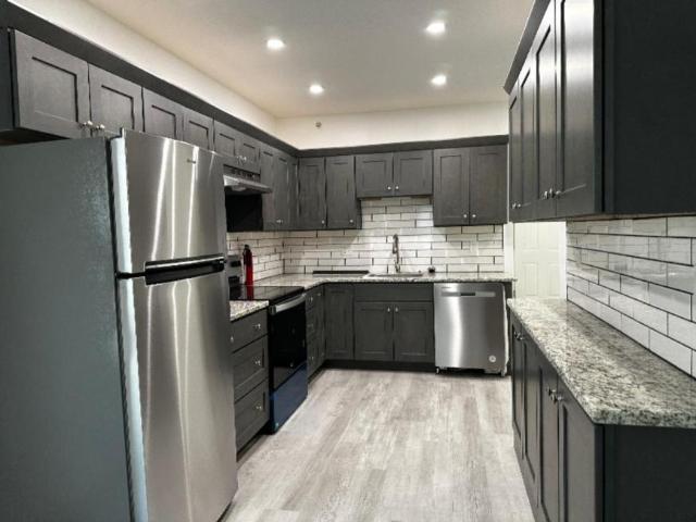 3 bedroom, Manchester NH 03103 LS103514747