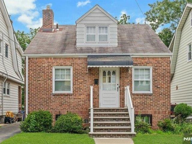 3 bedroom, Maplewood NJ 07040 105277628