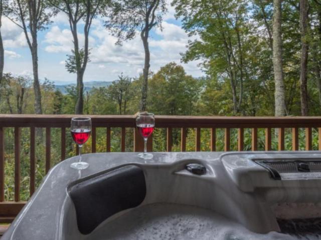 3 bedroom, Mars Hill Nc NC 28754 106110515