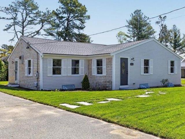 3 bedroom, Mashpee MA 02649 105536389