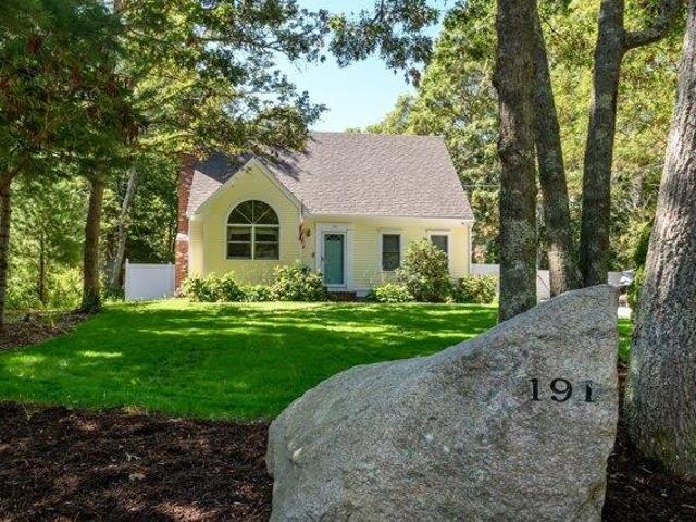 3 bedroom, Mashpee MA 02649 105697328