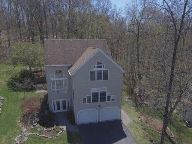 3 bedroom, Methuen MA 01844 105418415