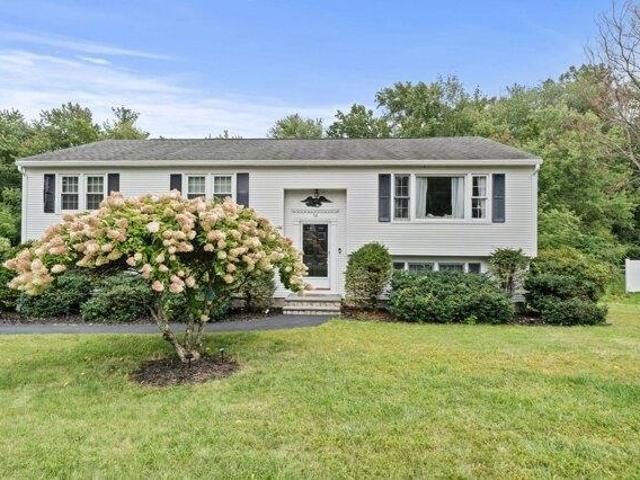 3 bedroom, Methuen MA 01844 105514114