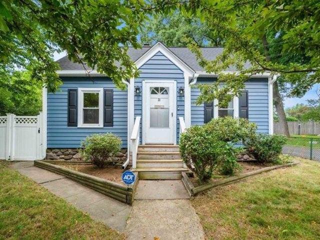 3 bedroom, Methuen MA 01844 105548715