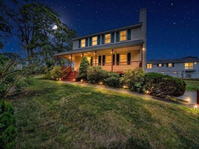 3 bedroom, Methuen MA 01844 105548396