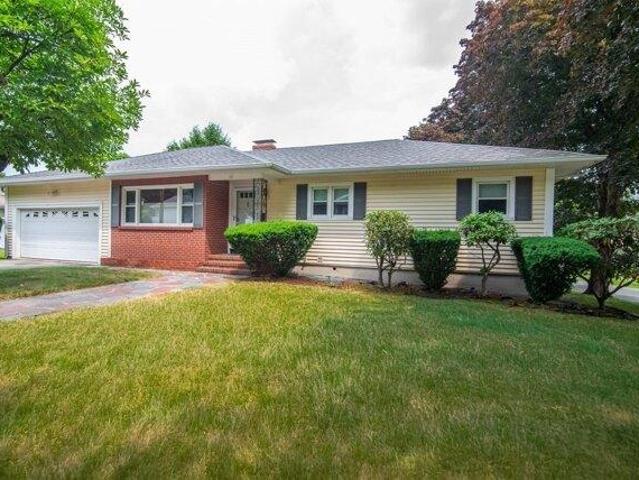 3 bedroom, Methuen MA 01844 105553216