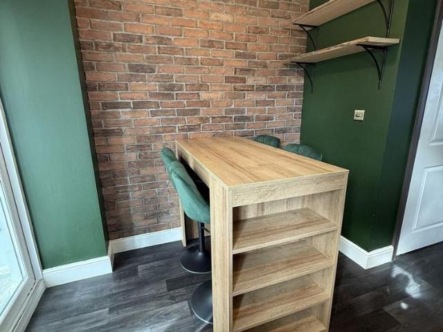 3 bedroom mews to rent