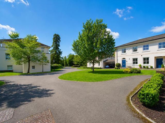 3 bedroom mews to rent