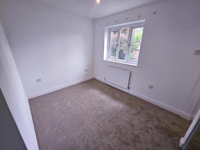 3 bedroom mews to rent