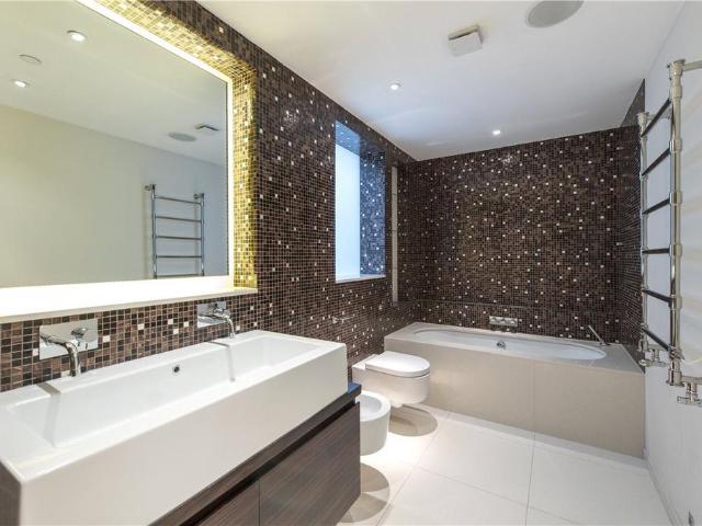 3 bedroom mews to rent