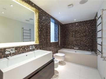 Belgravia, London, Greater London - Equipped kitchen