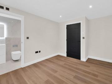 3 bedroom mews to rent