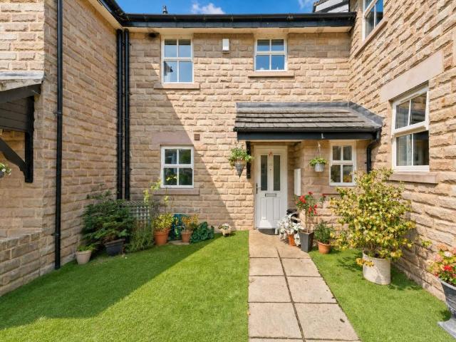 3 bedroom mews for sale