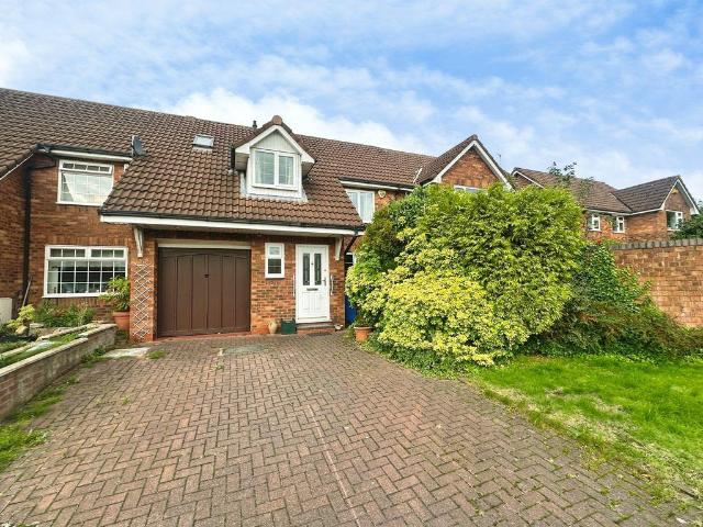3 bedroom mews for sale