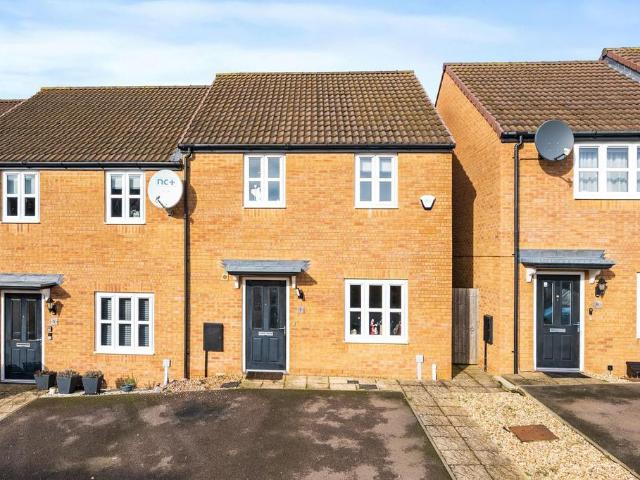 3 bedroom end of terrace house for sale