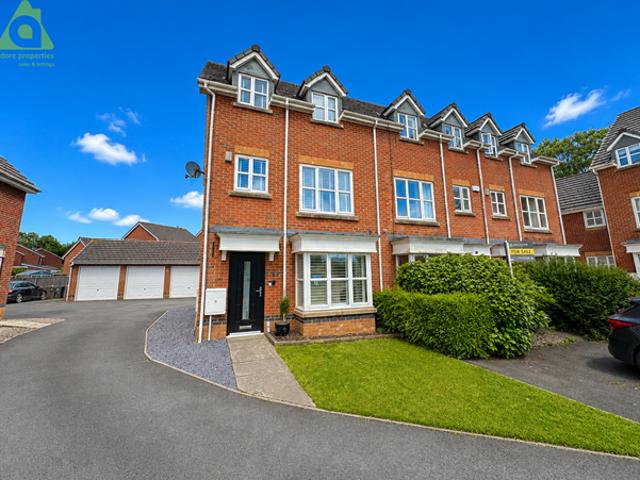 3 bedroom mews for sale