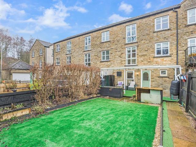 3 bedroom mews for sale